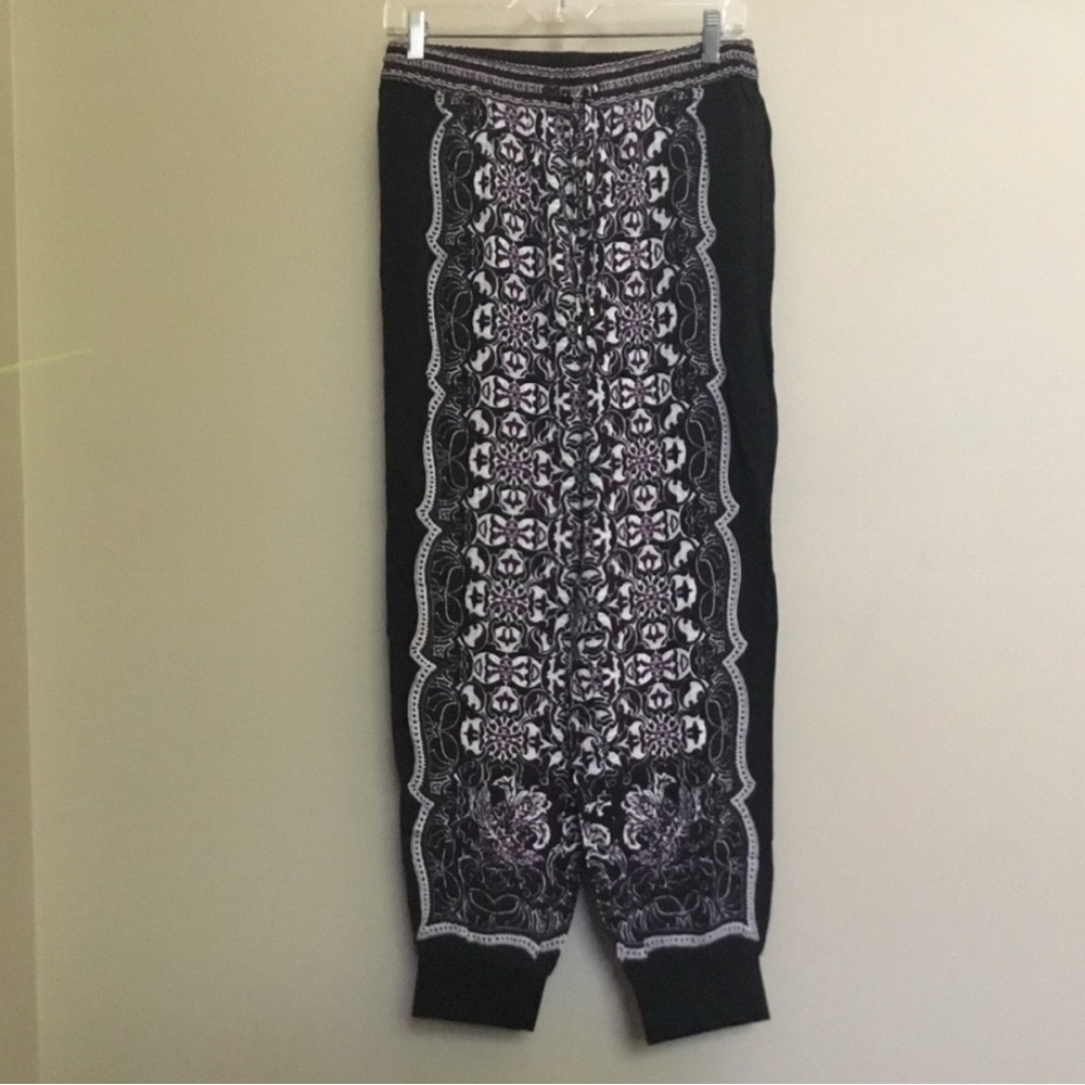 WHBM burgundy black paisley dressy jogger pant S 6